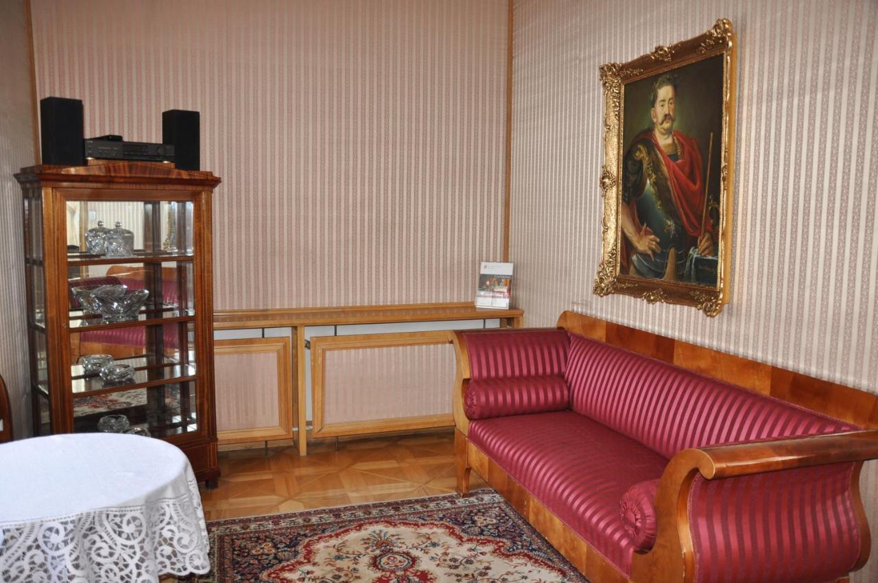 Hotel Zamek Pultusk Dom Polonii 외부 사진