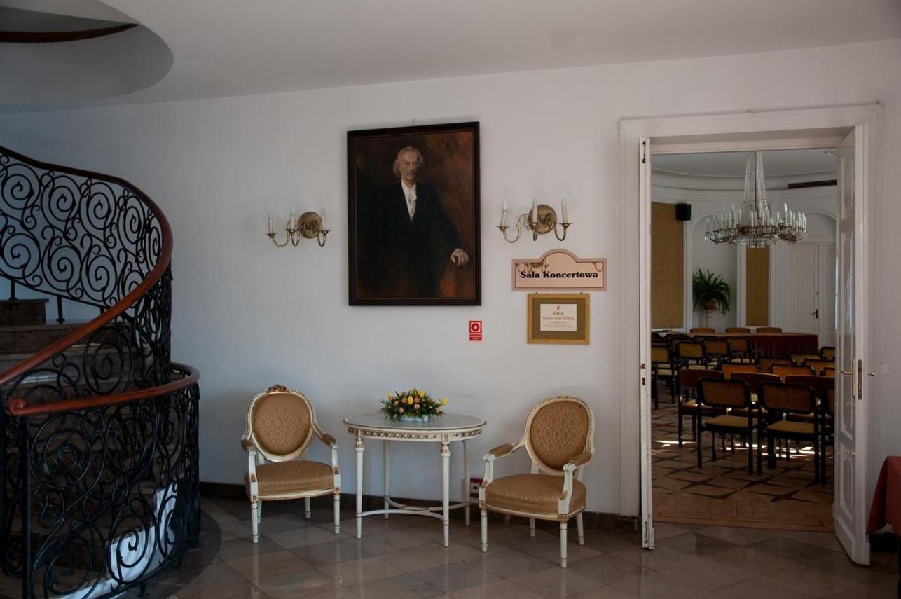 Hotel Zamek Pultusk Dom Polonii 외부 사진