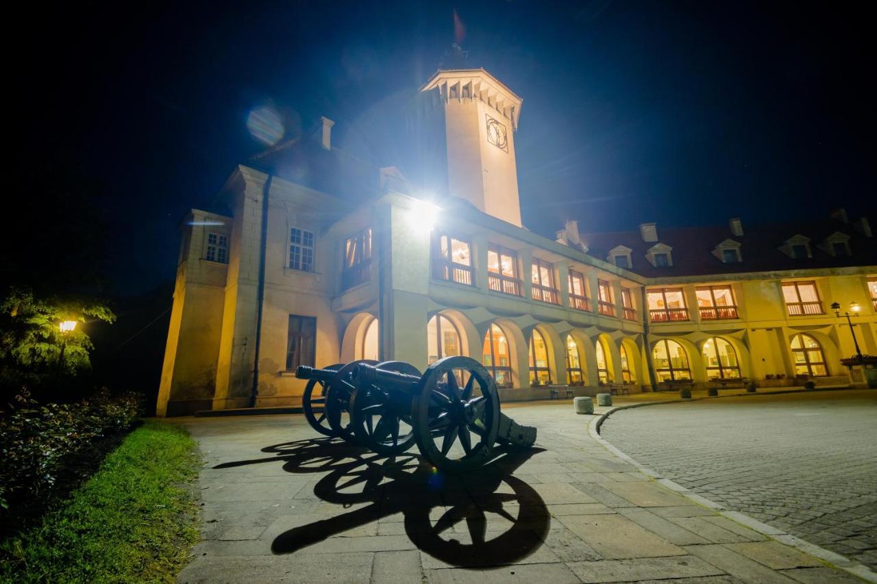 Hotel Zamek Pultusk Dom Polonii 외부 사진