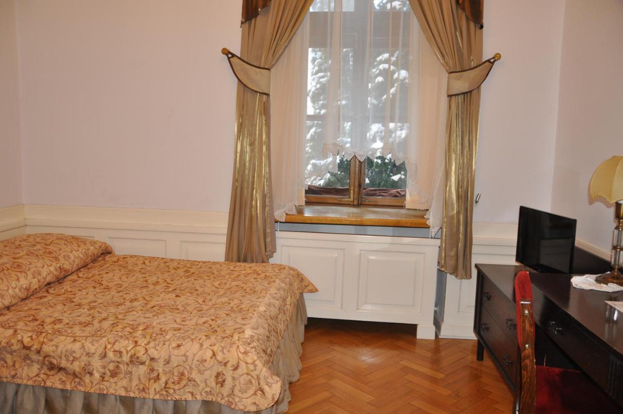 Hotel Zamek Pultusk Dom Polonii 외부 사진
