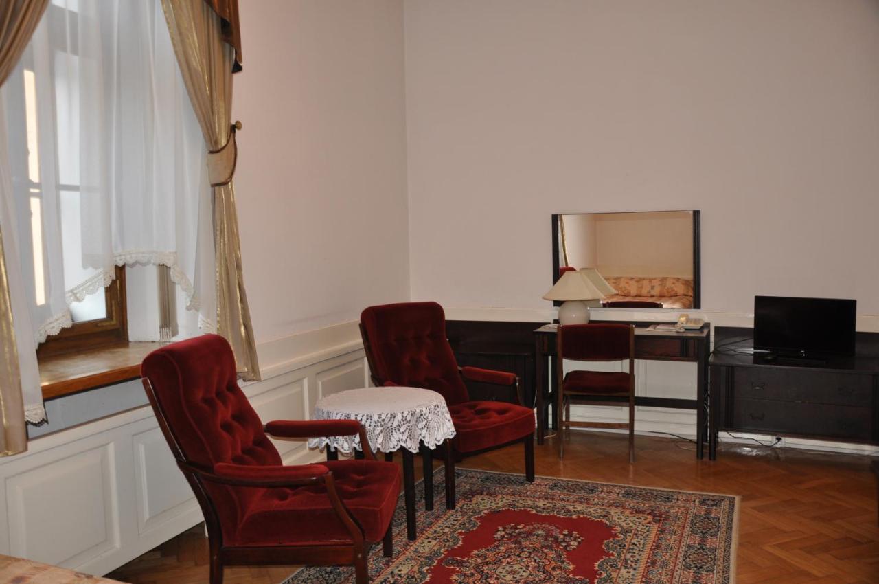 Hotel Zamek Pultusk Dom Polonii 외부 사진